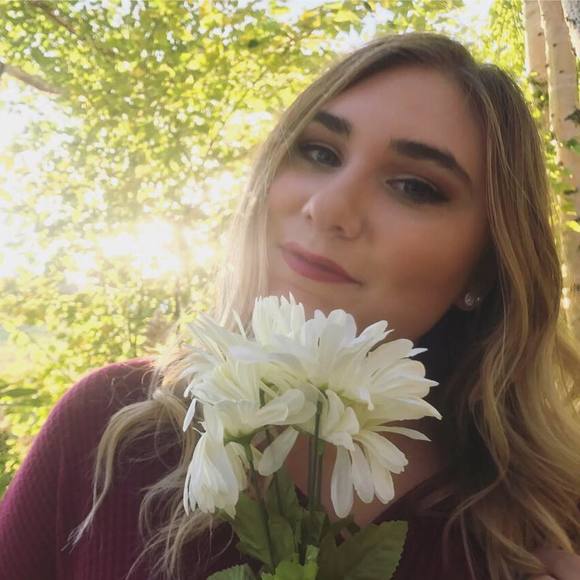 Meet the Posher Other - Meet your Posher, Serena